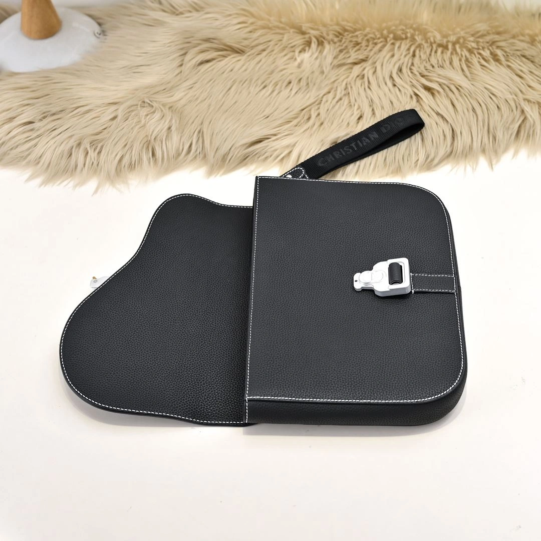 Mens Christian Dior Clutch Bags Sleek 91080