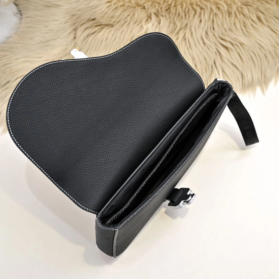 Mens Christian Dior Clutch Bags Sleek 91080