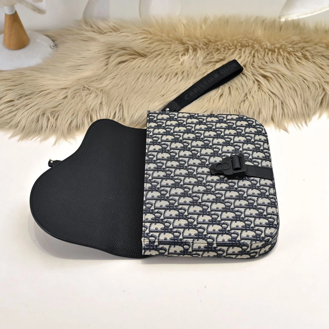Mens Christian Dior Clutch Bags EyeCatching 91037