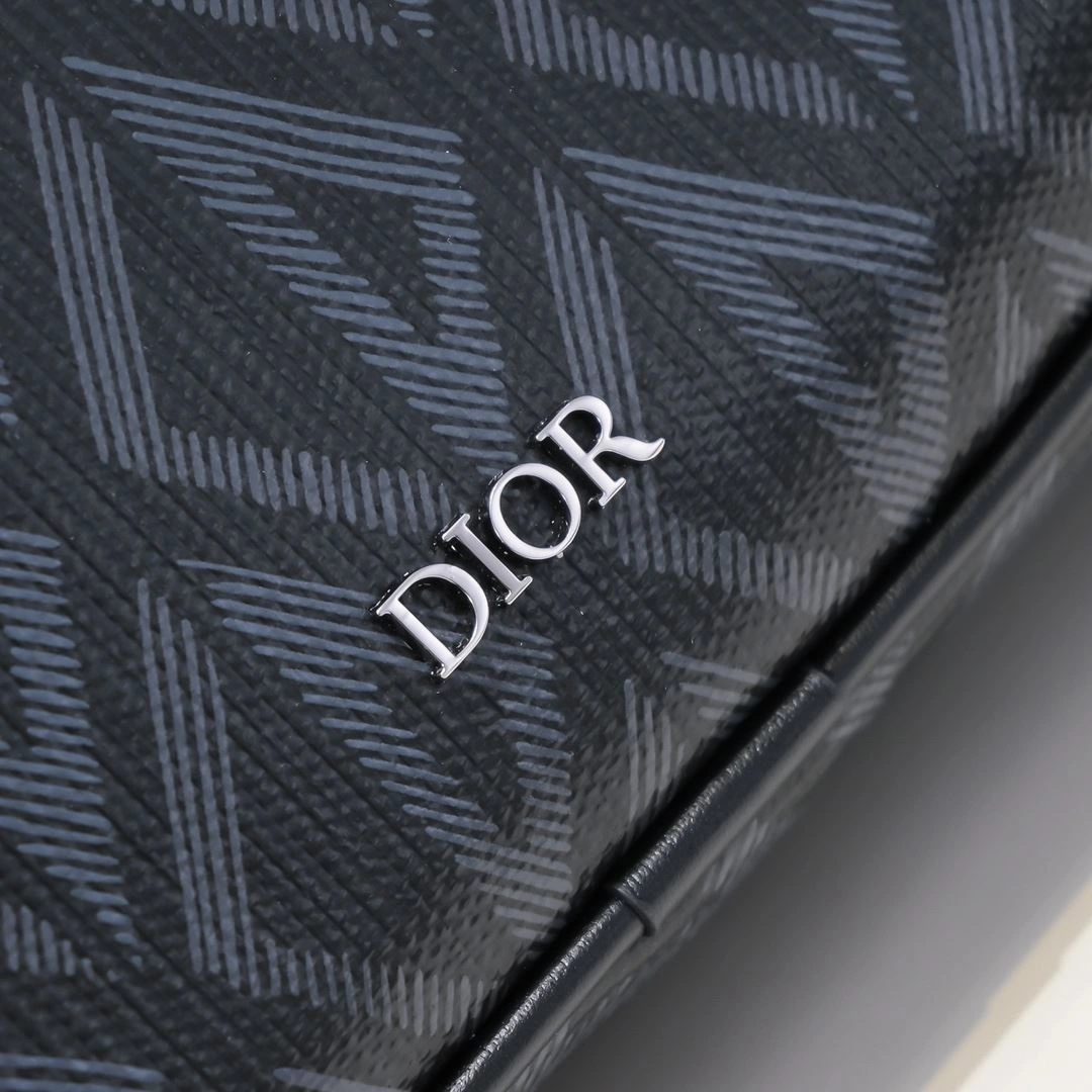 Thermal Mens Christian Dior Clutch Bags 91042