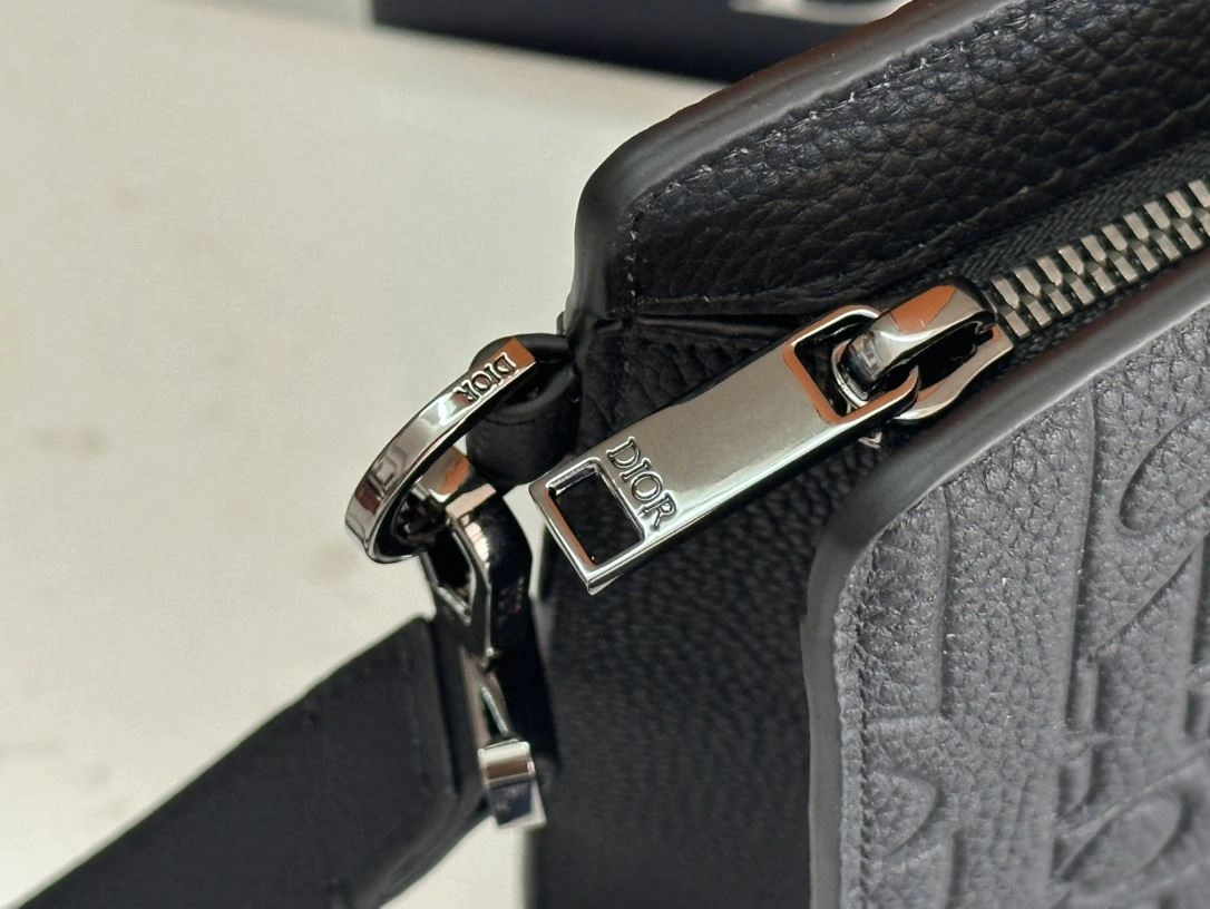 Mens Christian Dior Clutch Bags Refined 92035