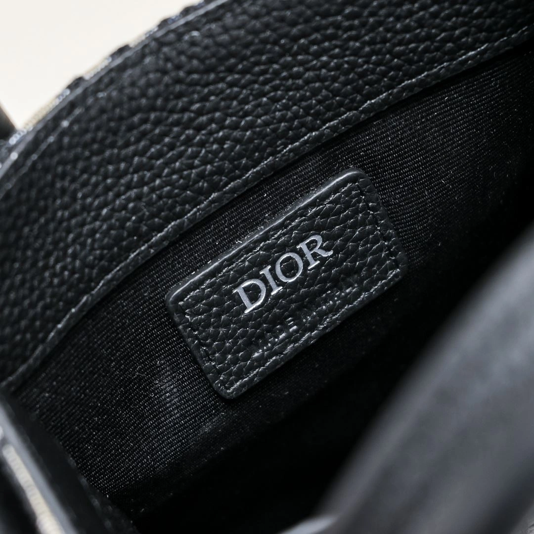 Trendsetting Mens Christian Dior Satchel Bags 91036