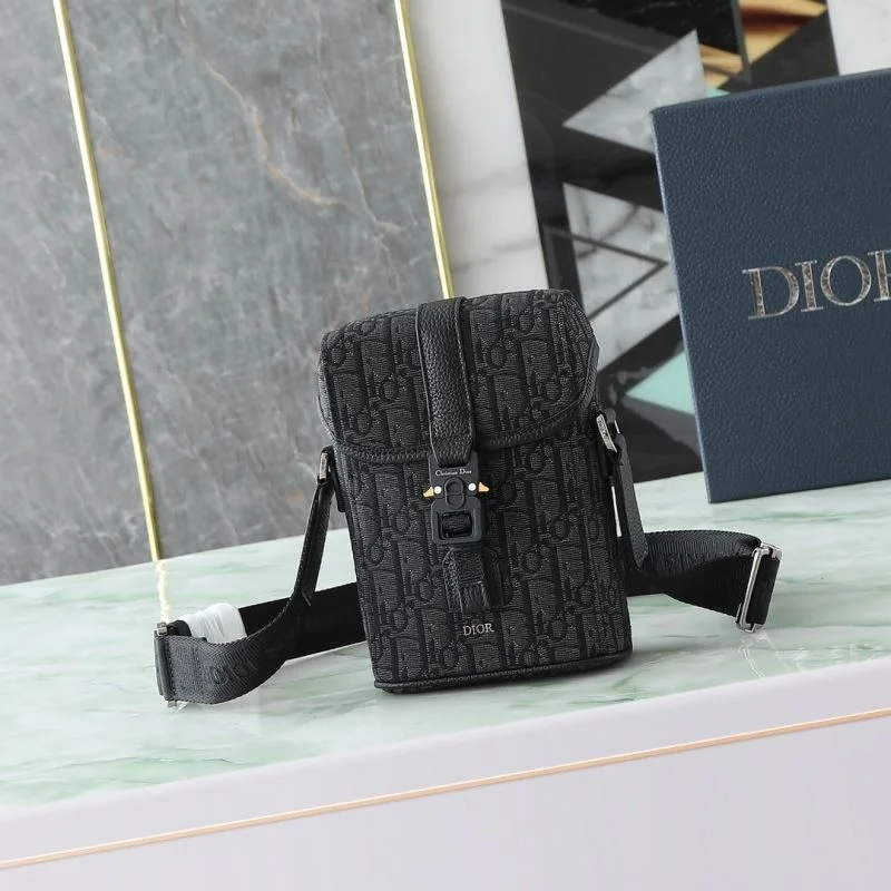 WellDesigned Mens Christian Dior Satchel Bags 46629