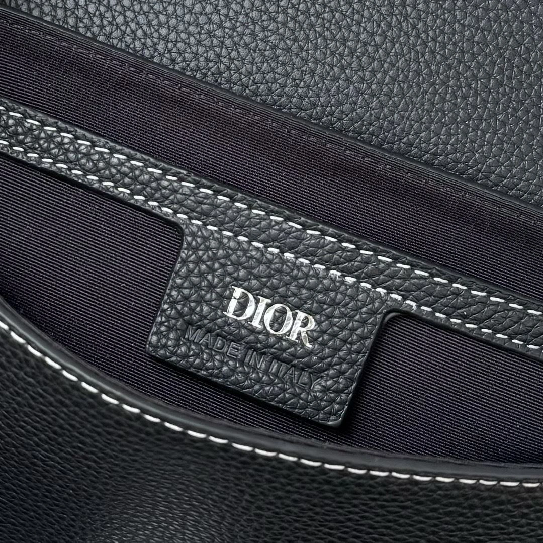 EyeCatching Mens Christian Dior Satchel Bags 93203