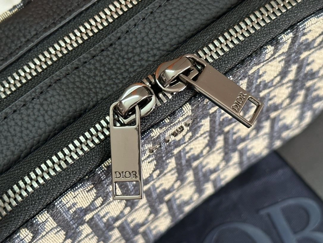 Reliable Mens Christian Dior Satchel Bags 92011