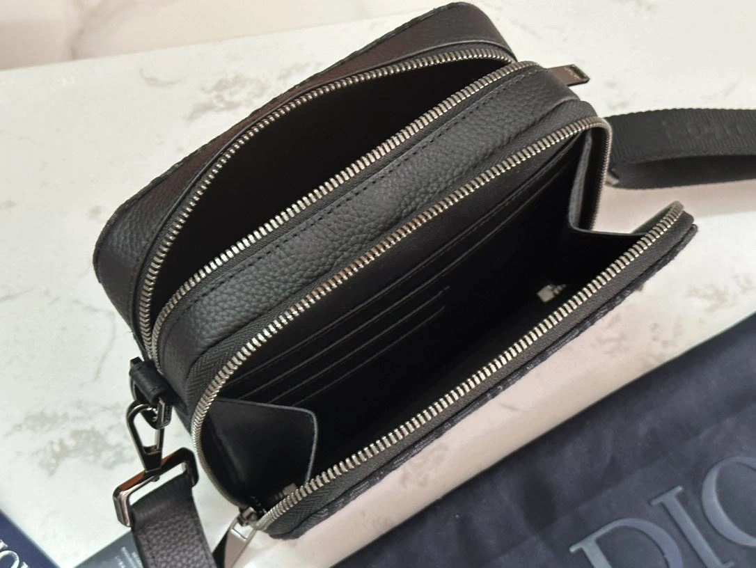 Effortless Mens Christian Dior Satchel Bags 92006