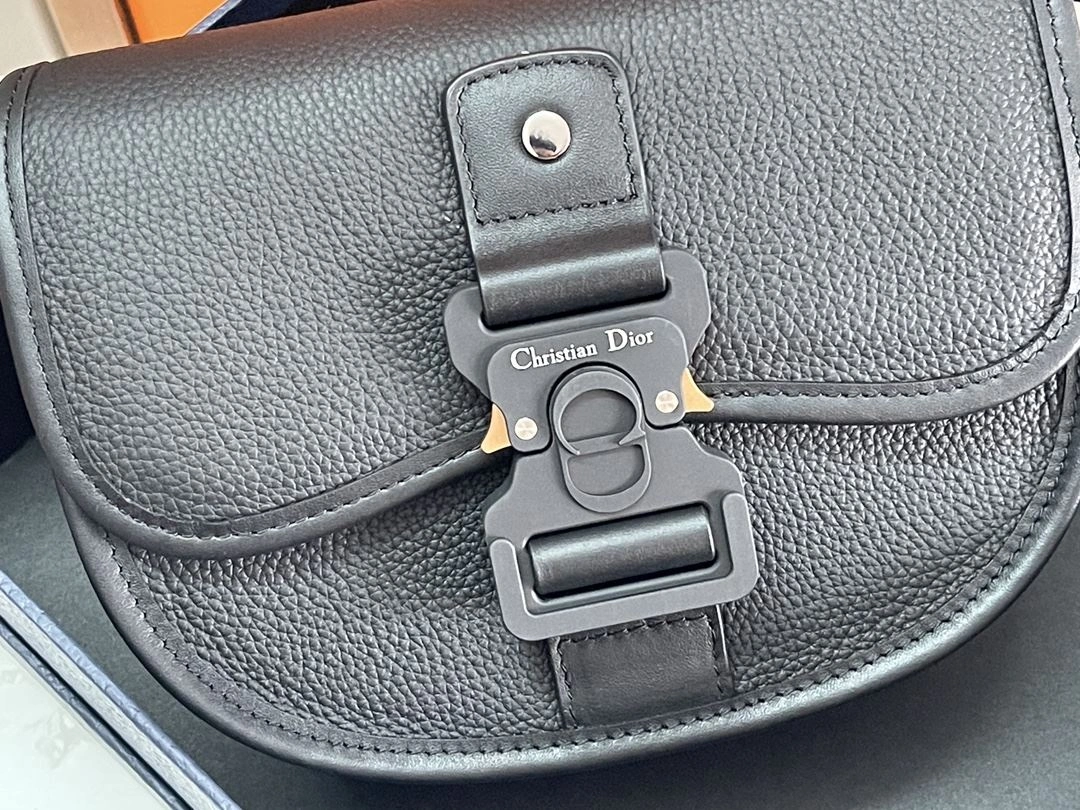 SunProtective Mens Christian Dior Satchel Bags 91977