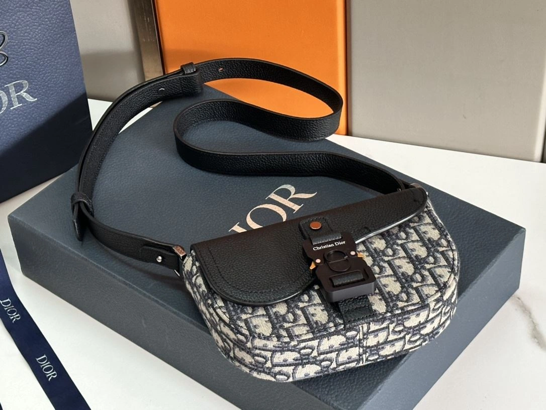 WeatherProof Mens Christian Dior Satchel Bags 91949