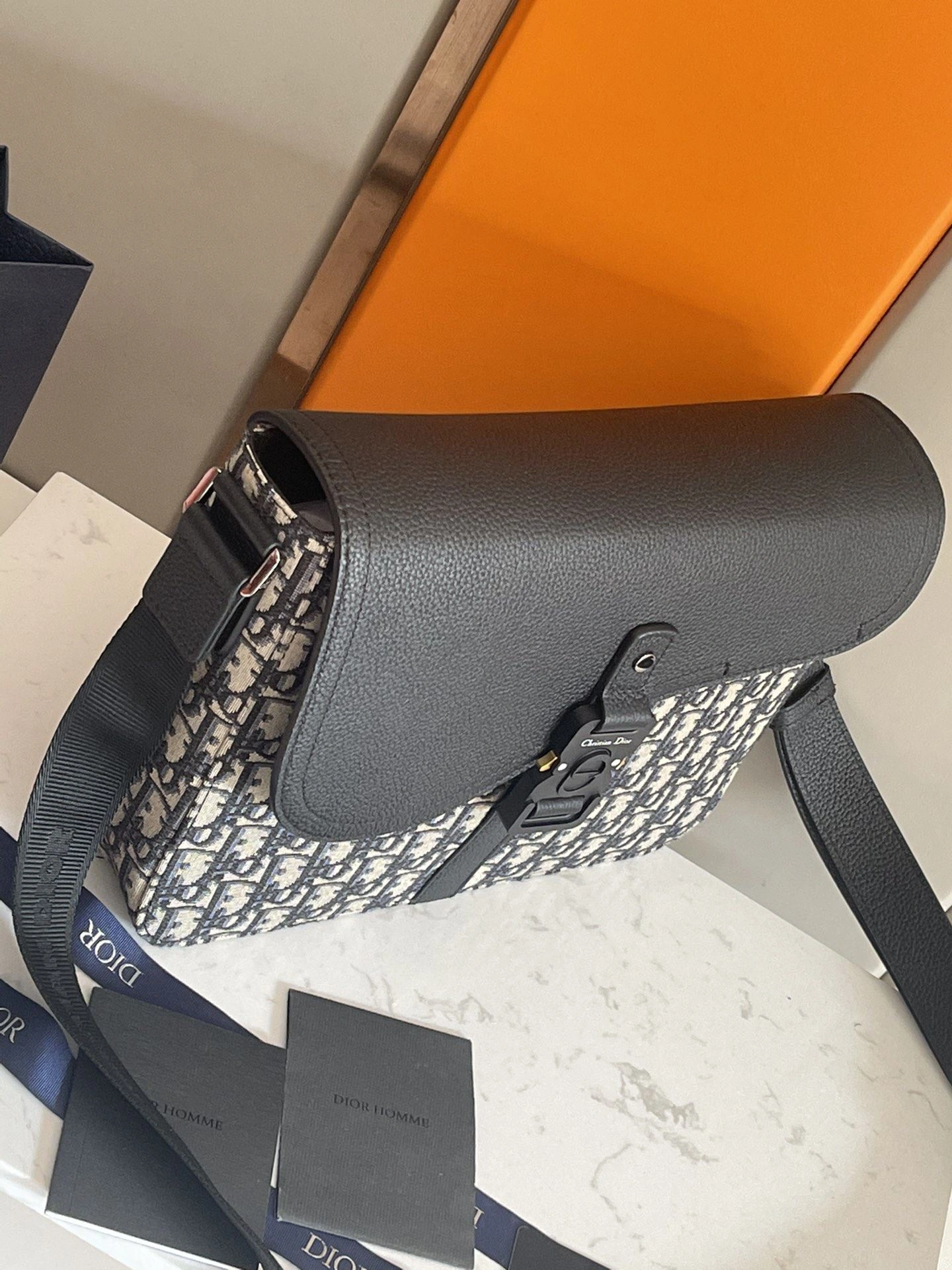 Resilient Mens Christian Dior Satchel Bags 91925