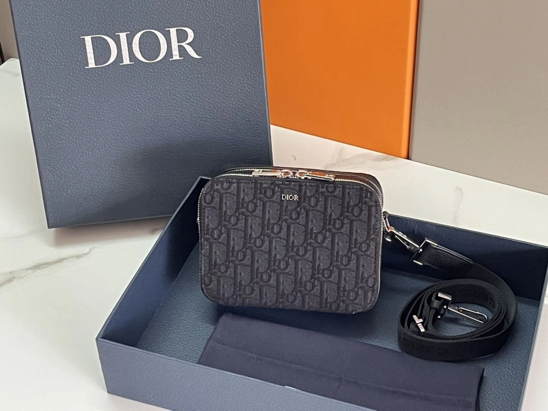 Comfortable Mens Christian Dior Satchel Bags 91940