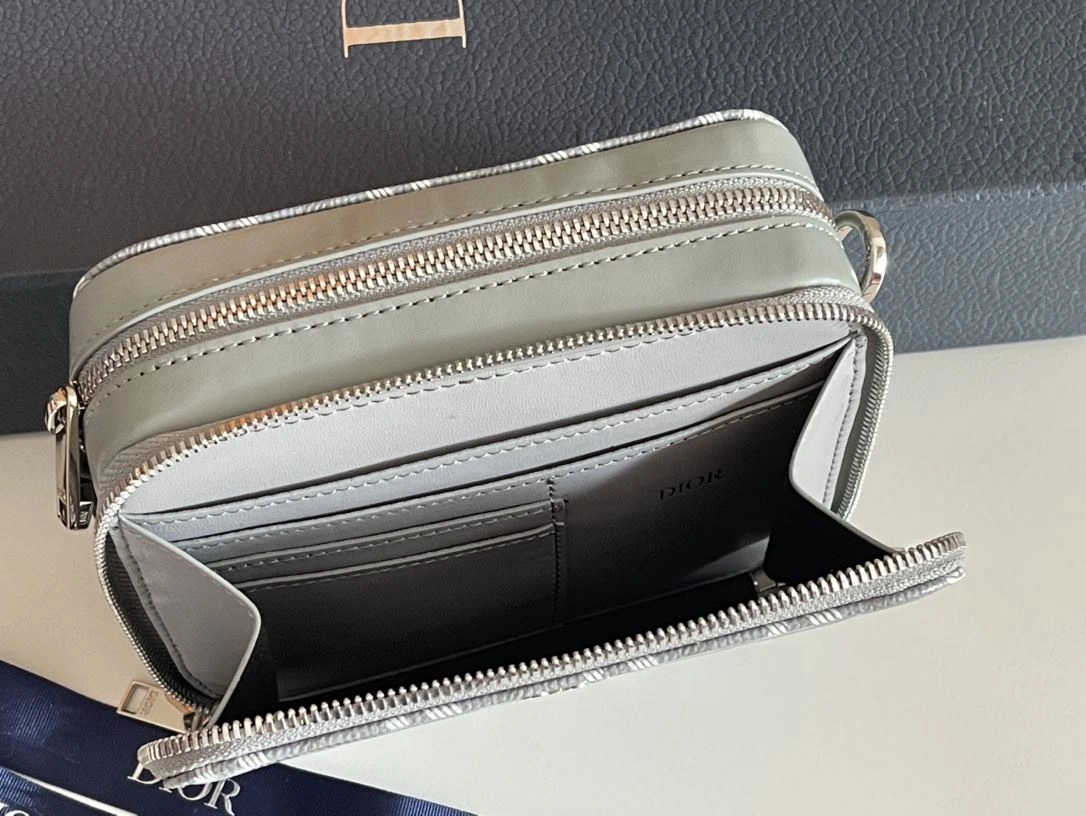 Sustainable Mens Christian Dior Satchel Bags 91921