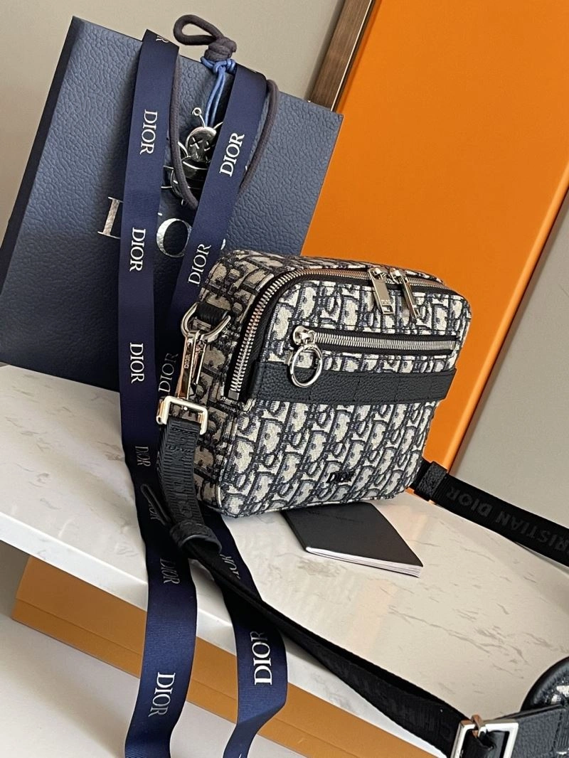 Flexible Mens Christian Dior Satchel bags 70107