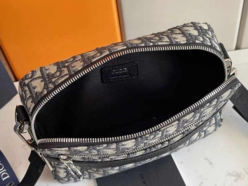 Flexible Mens Christian Dior Satchel bags 70107