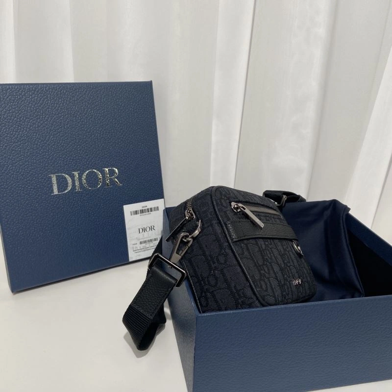Neat Mens Christian Dior Satchel bags 70109