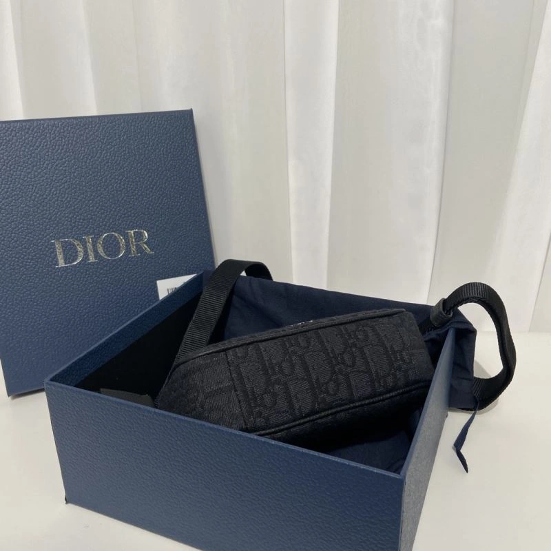 Neat Mens Christian Dior Satchel bags 70109