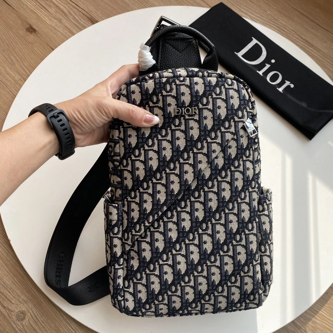 Resilient Mens Christian Dior Waist Chest Packs 93245