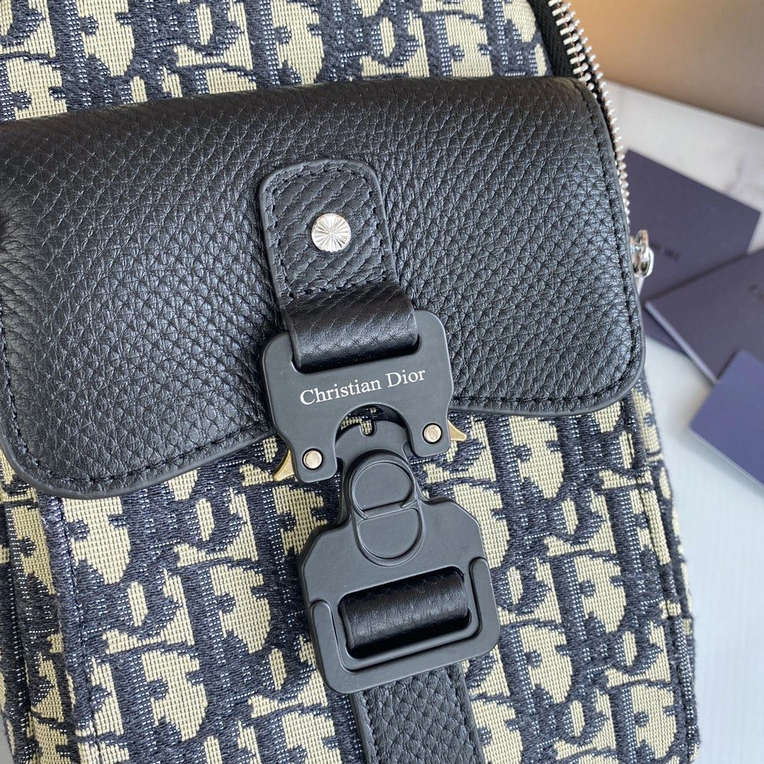 Mens Christian Dior Waist Chest Packs Unisex 93191
