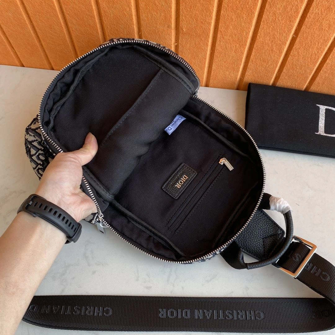 FashionForward Mens Christian Dior Waist Chest Packs 93188