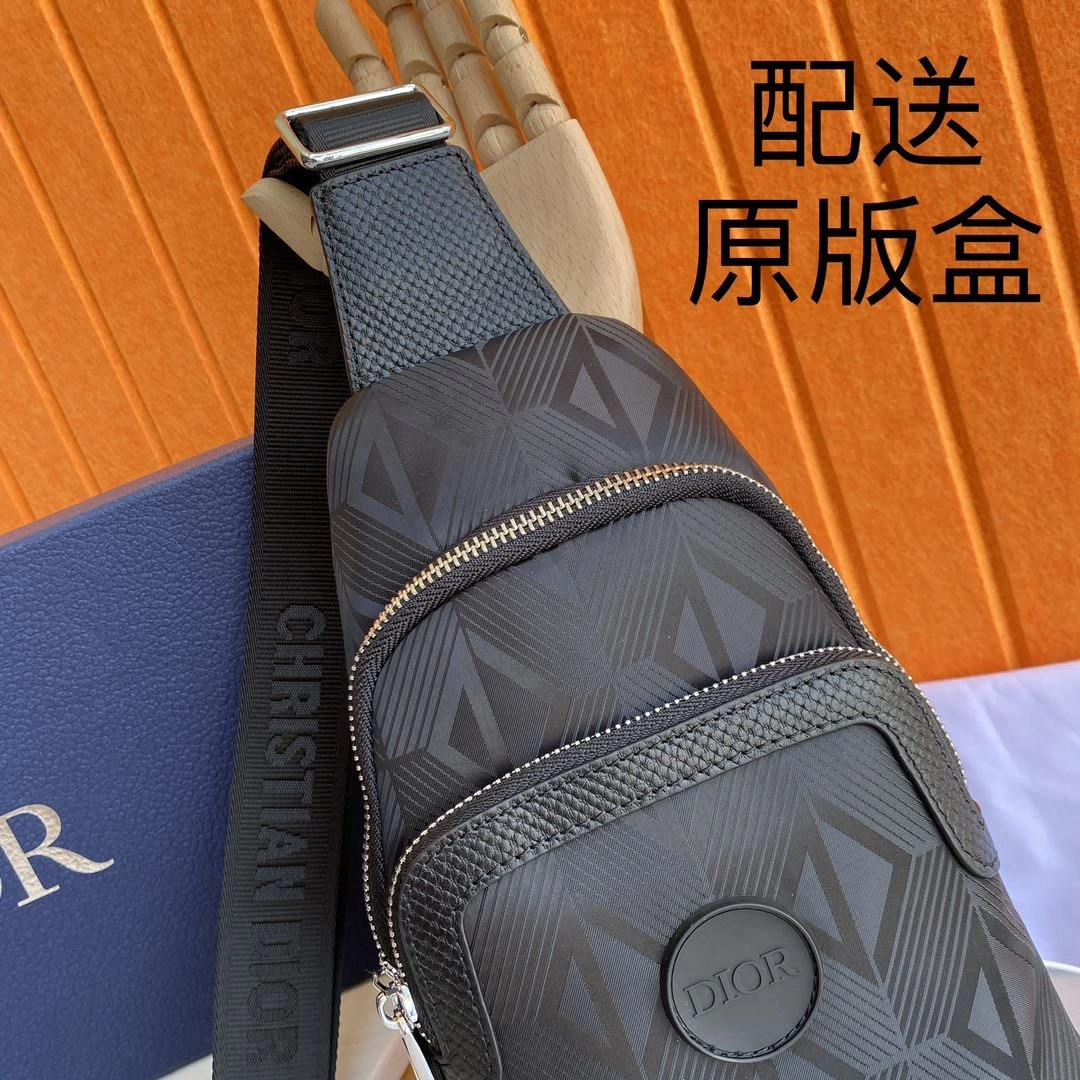 Mens Christian Dior Waist Chest Packs Compact 93217