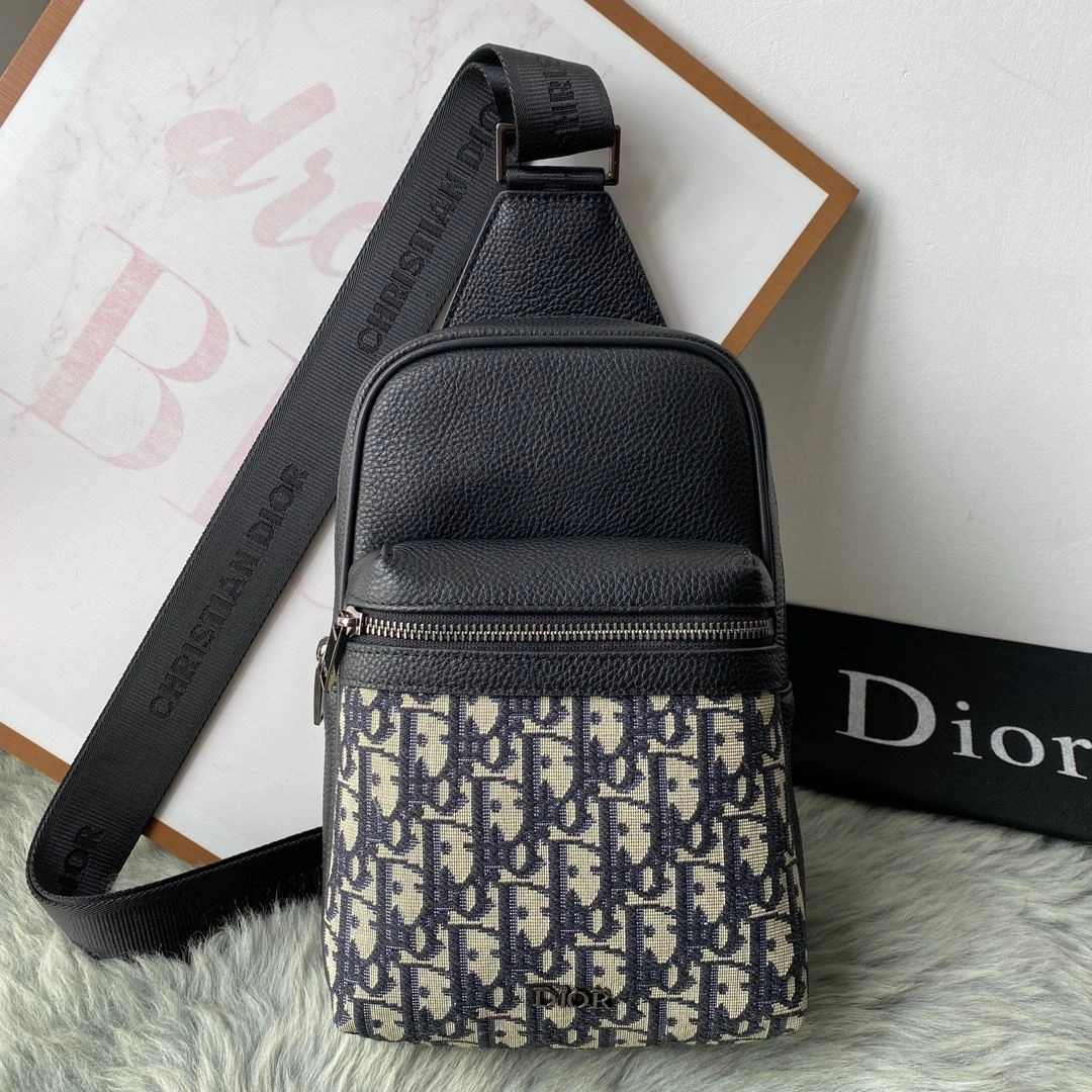 HighQuality Mens Christian Dior Waist Chest Packs 93219