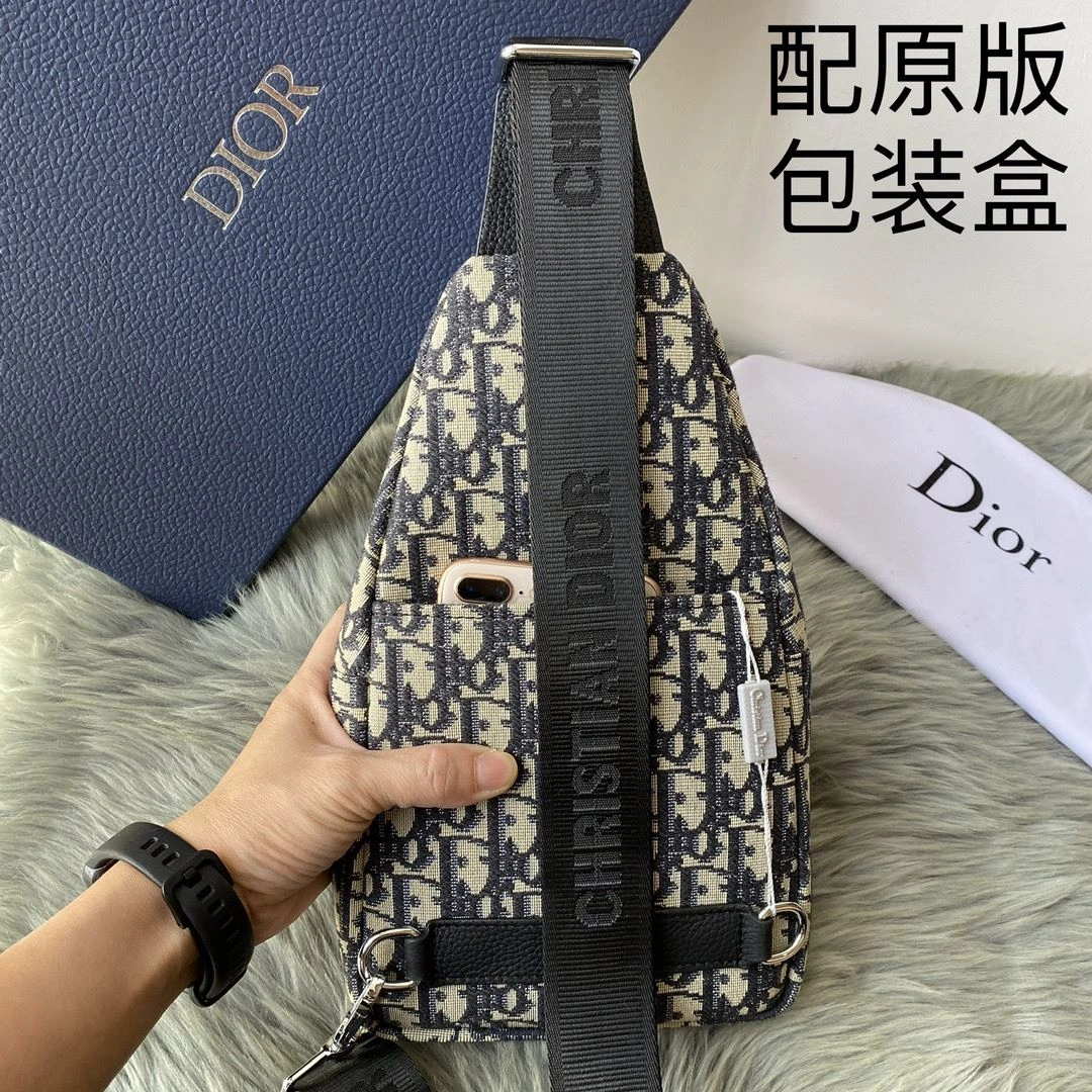 Mens Christian Dior Waist Chest Packs Sleek 93173