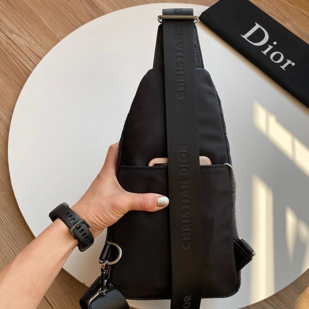 Fashionable Mens Christian Dior Waist Chest Packs 91863
