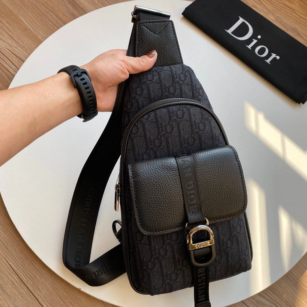 Fashionable Mens Christian Dior Waist Chest Packs 91863