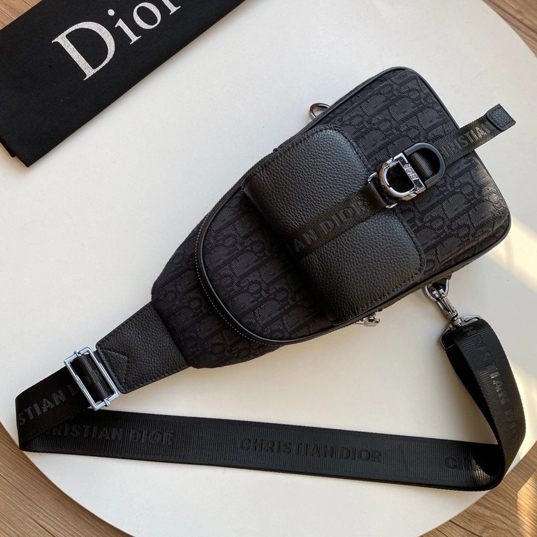 Fashionable Mens Christian Dior Waist Chest Packs 91863
