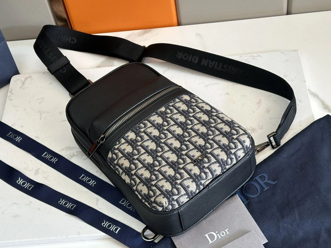 Mens Christian Dior Waist Chest Packs SunProtective 91892
