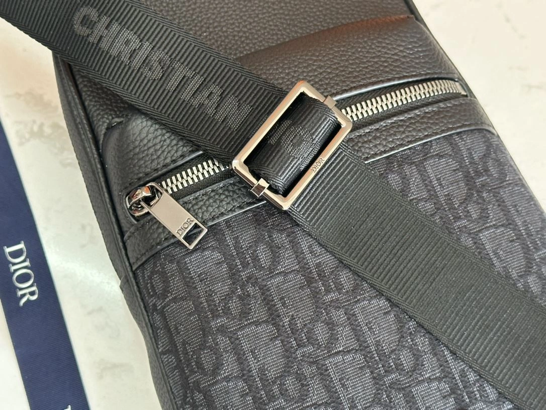 Mens Christian Dior Waist Chest Packs Contemporary 91845