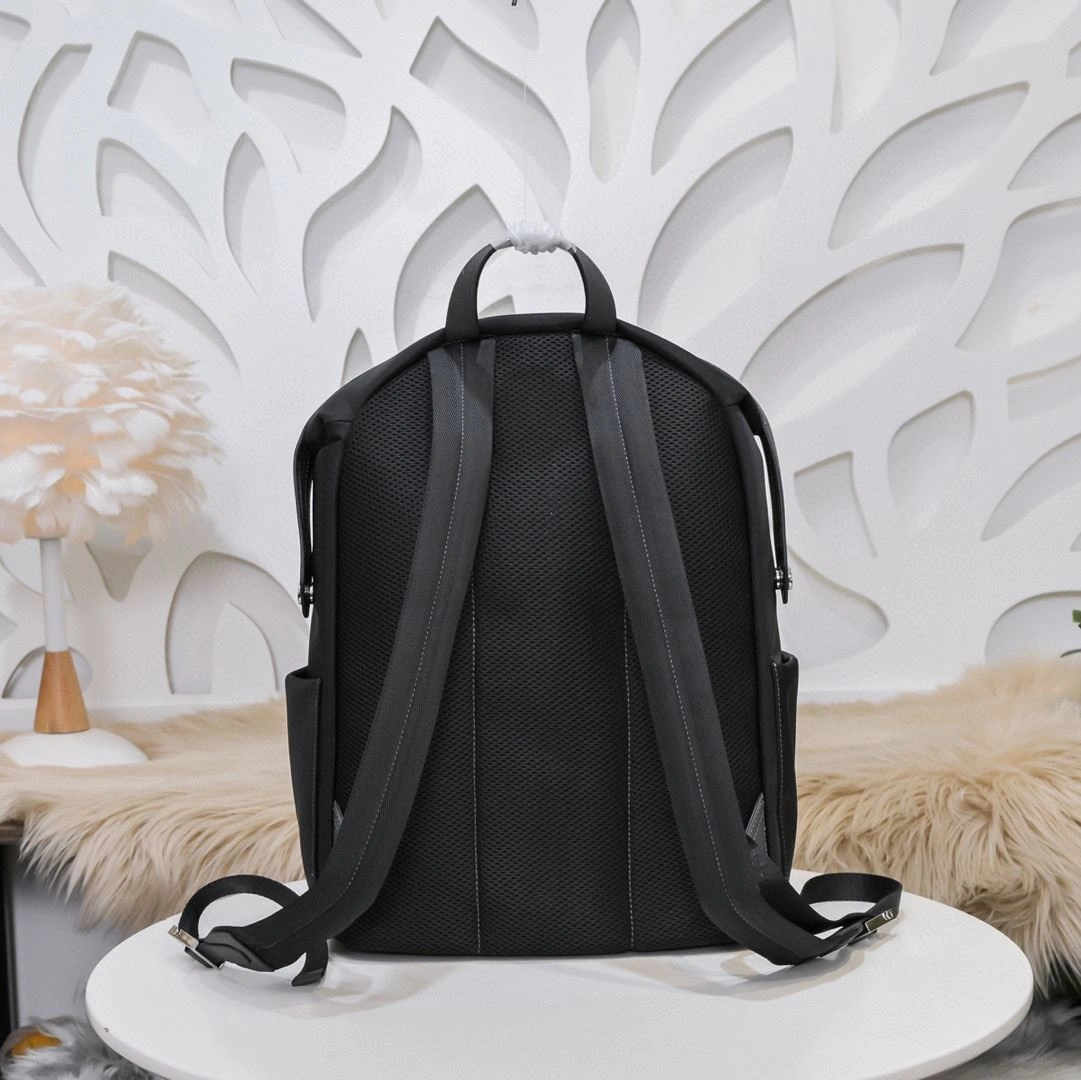 Mens Fendi Backpacks Elegant 90918