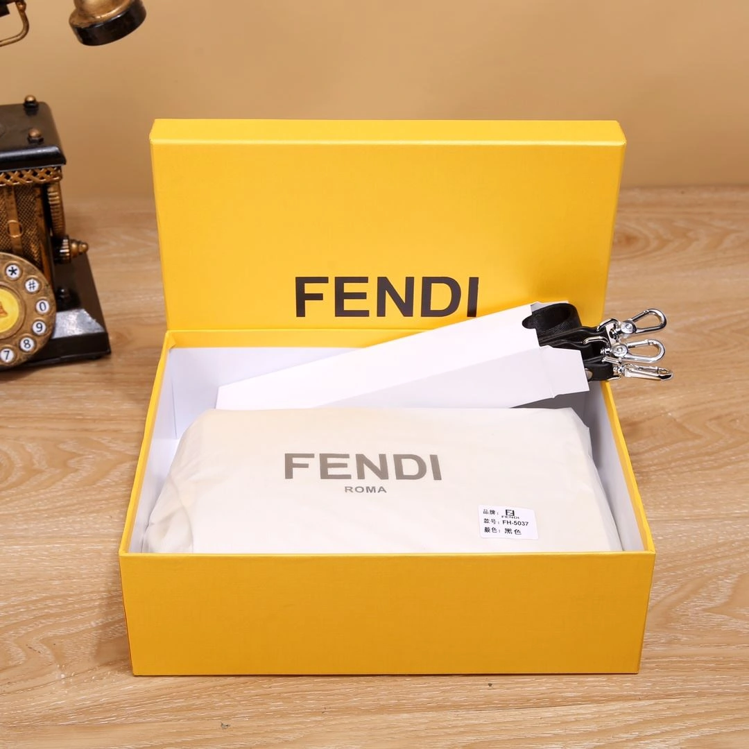 WeatherProof Mens Fendi Satchel Bags 93137