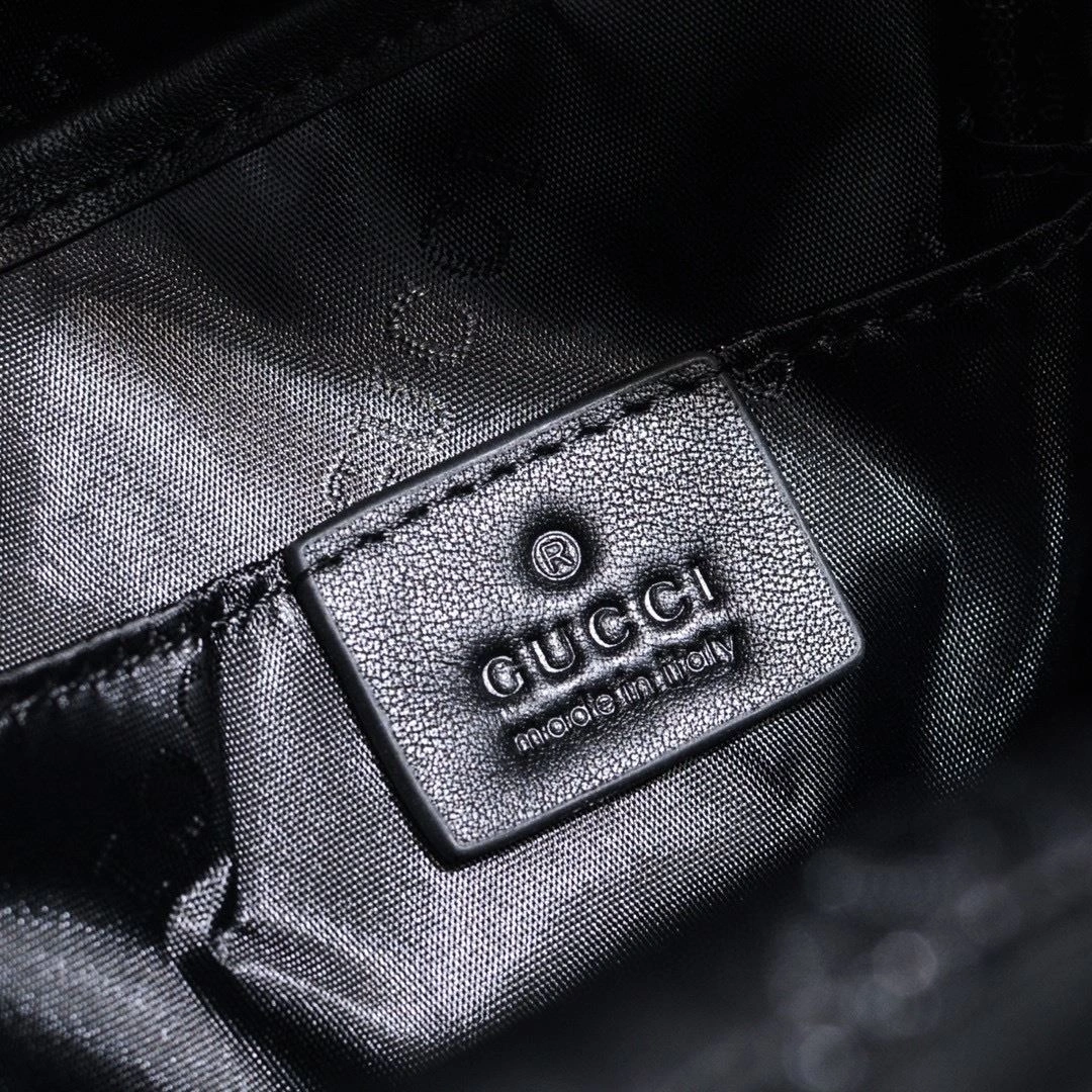 Mens Gucci Backpacks ZipUp 90905