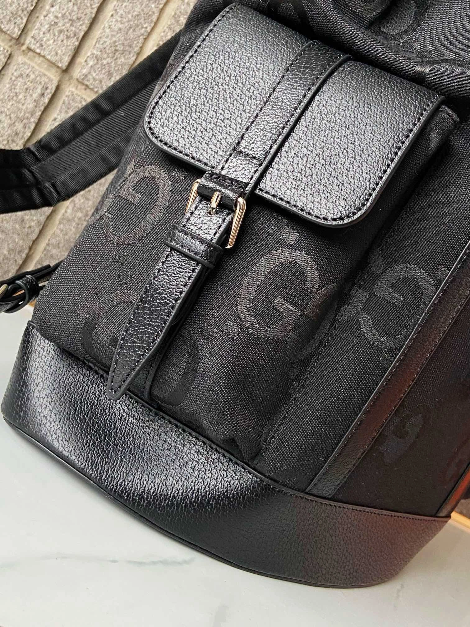 Mens Gucci Backpacks Snug 93081