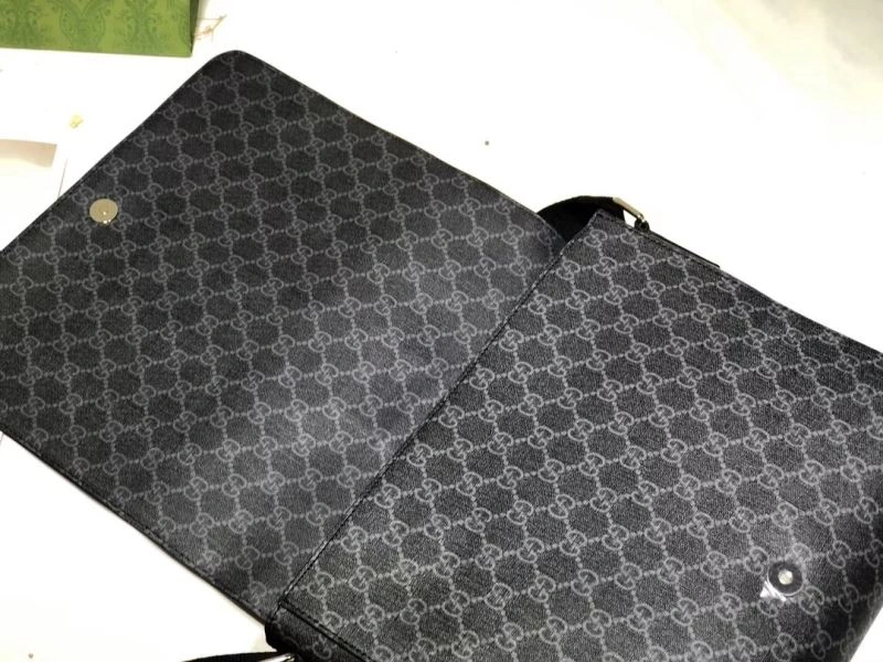 Packable Mens Gucci Briefcases 80586