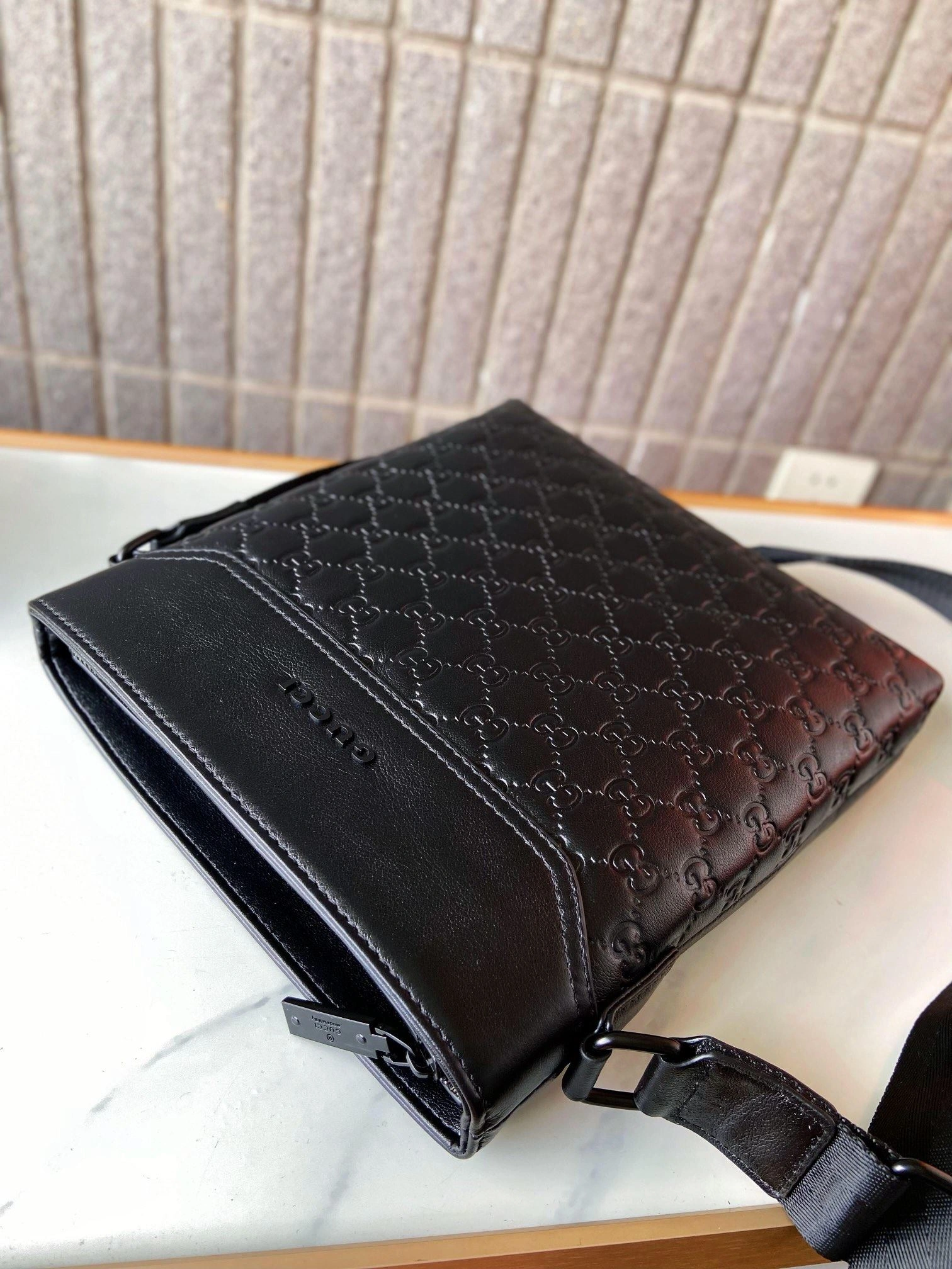 Mens Gucci Briefcases Vibrant 93092