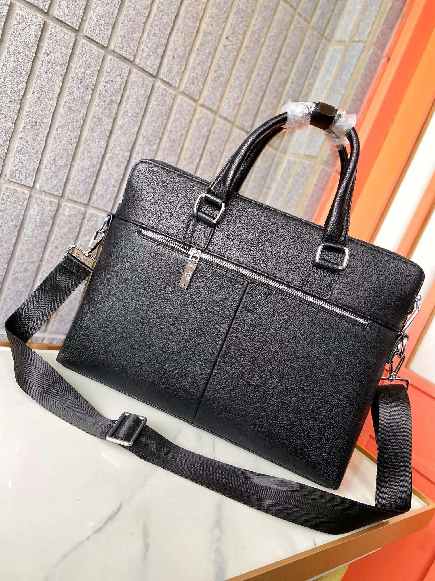 Mens Gucci Briefcases Bright 93049