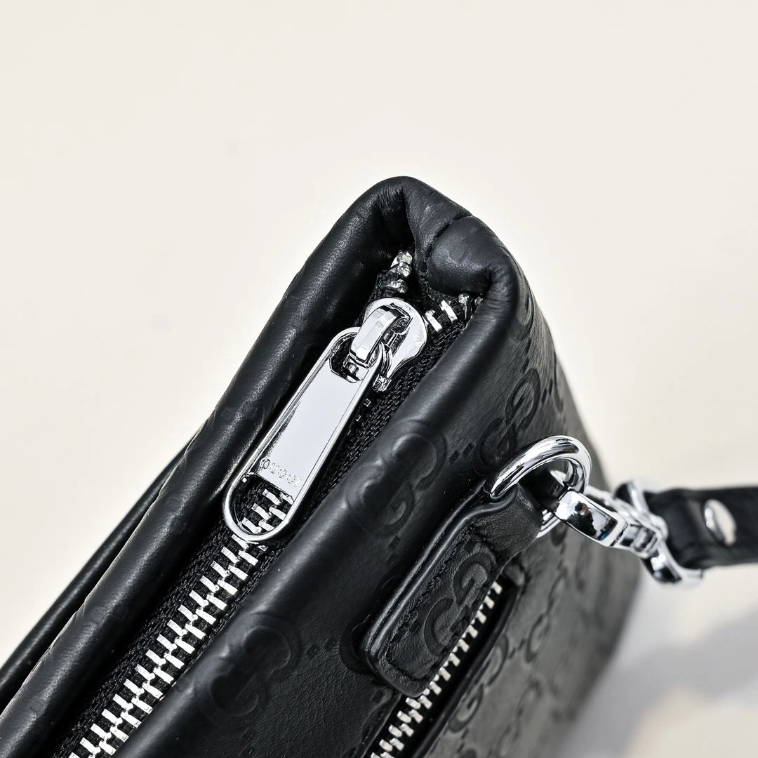 Stylish Mens Gucci Clutch Bags 90909