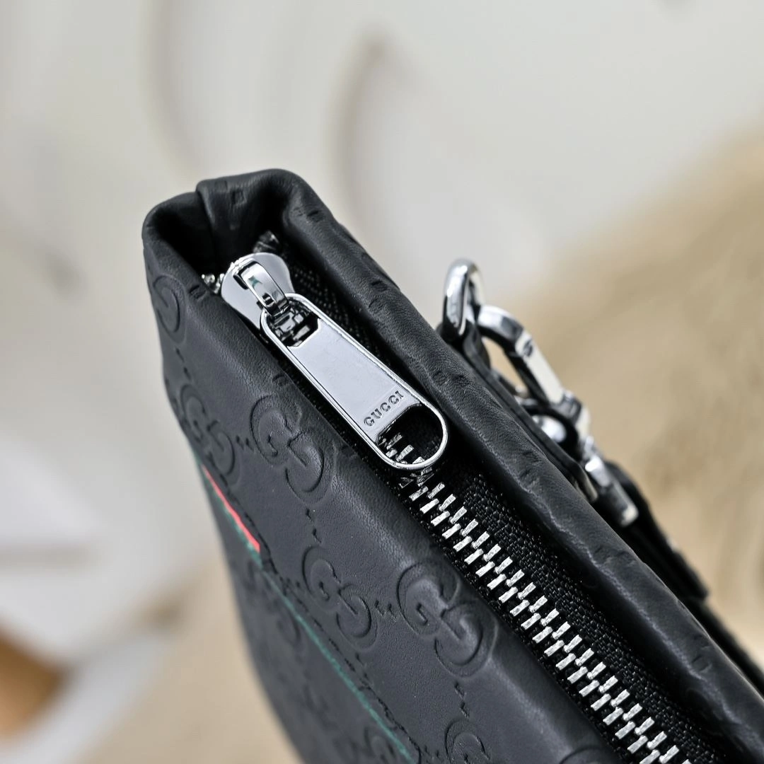 OdorResistant Mens Gucci Clutch Bags 90897