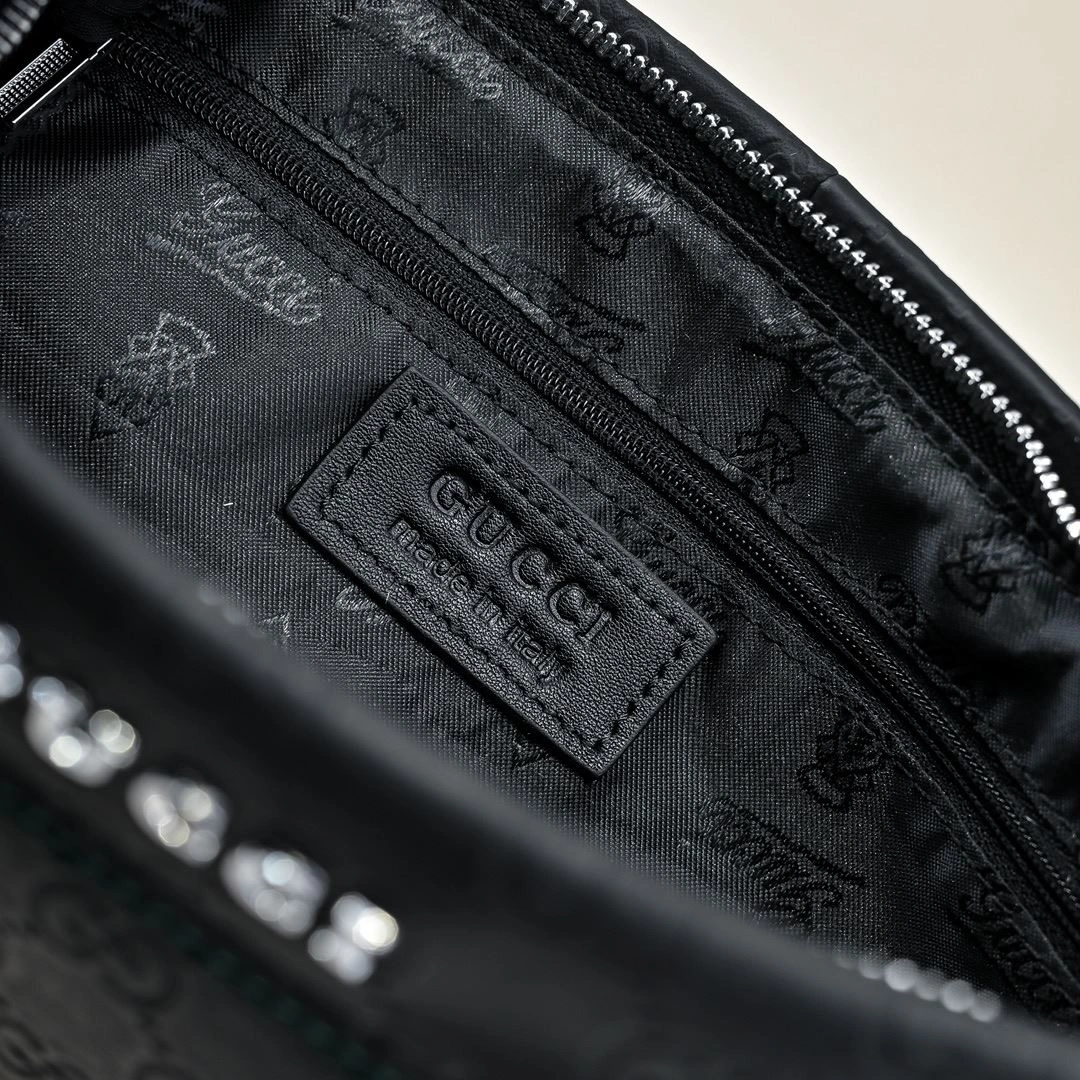 OdorResistant Mens Gucci Clutch Bags 90897