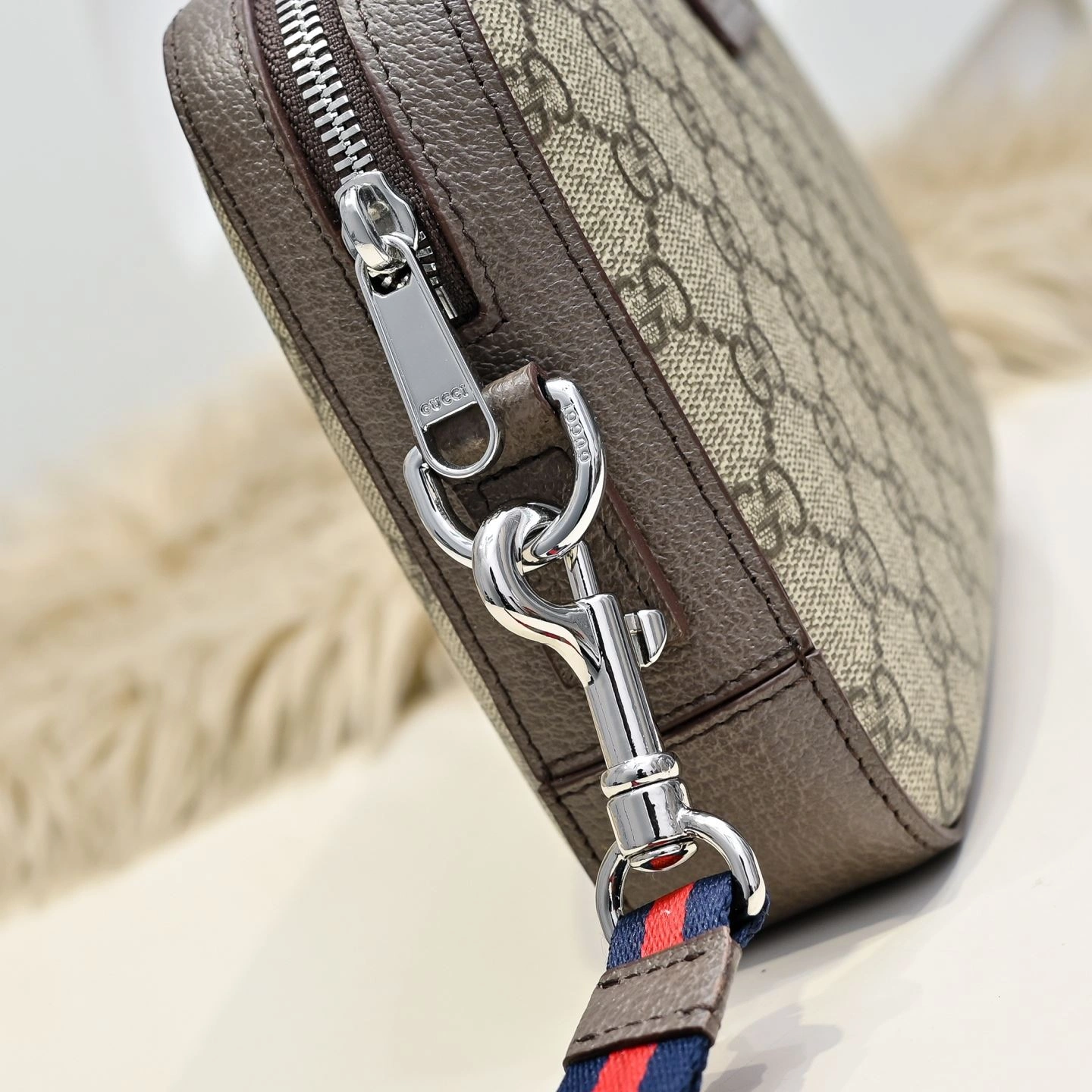 Sporty Mens Gucci Clutch Bags 90892
