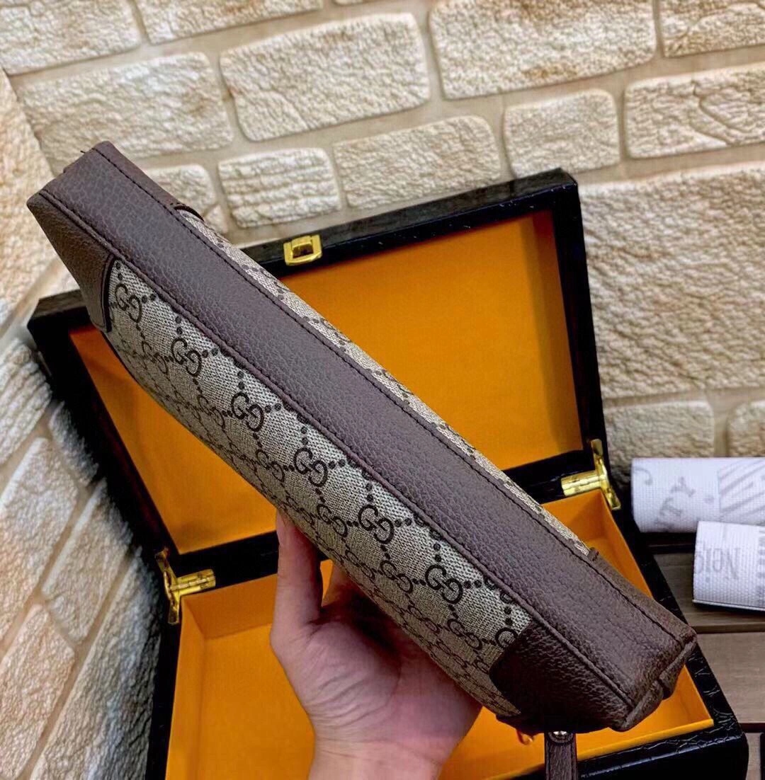 Mens Gucci Clutch Bags Soft 93036