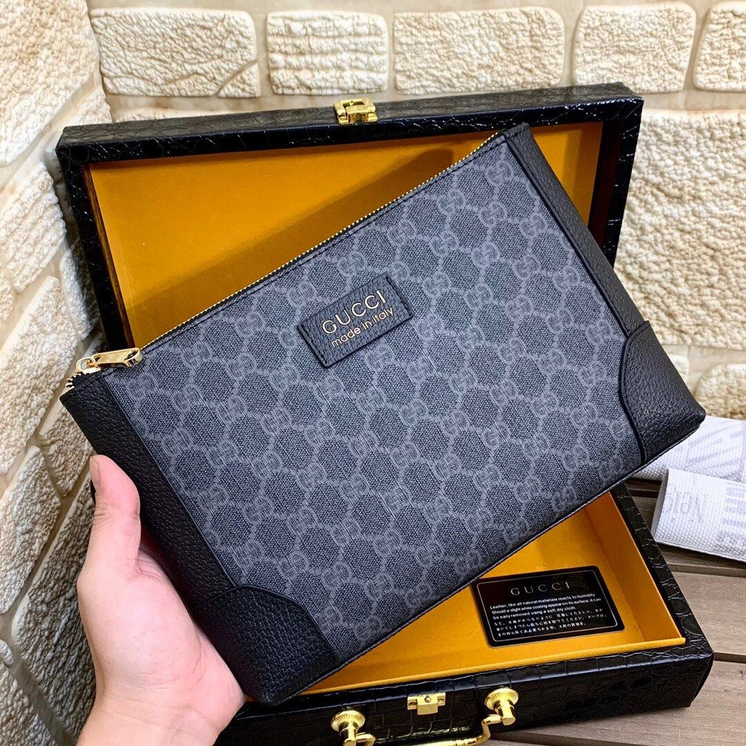 Comfortable Mens Gucci Clutch Bags 93032