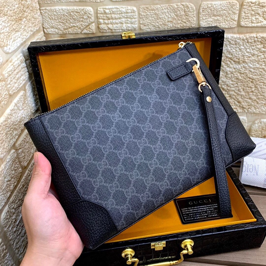 Comfortable Mens Gucci Clutch Bags 93032