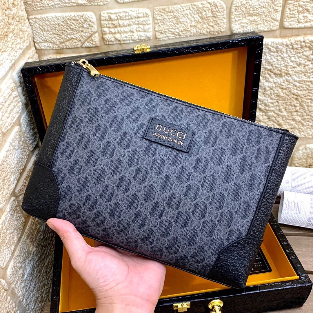 Comfortable Mens Gucci Clutch Bags 93032
