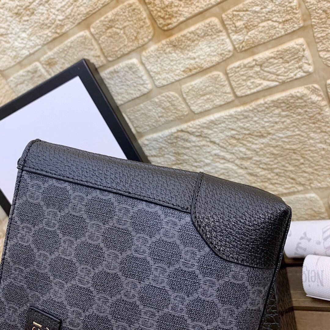 Comfortable Mens Gucci Clutch Bags 93032