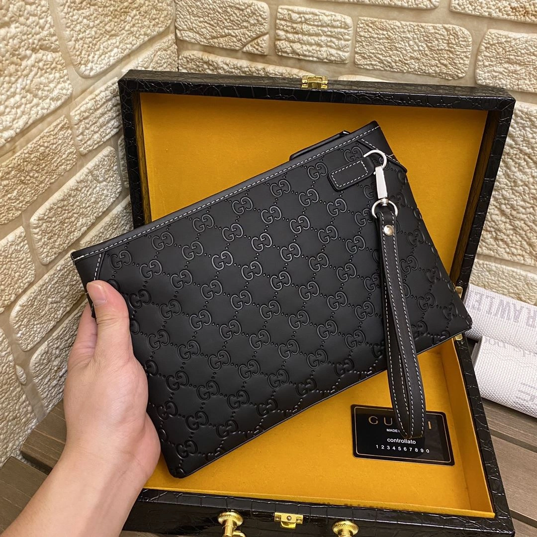 Mens Gucci Clutch Bags TimelessDesign 93028
