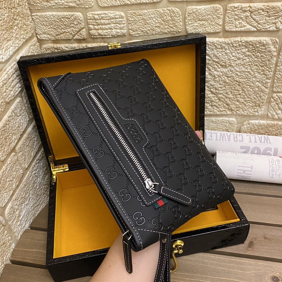 Mens Gucci Clutch Bags TimelessDesign 93028