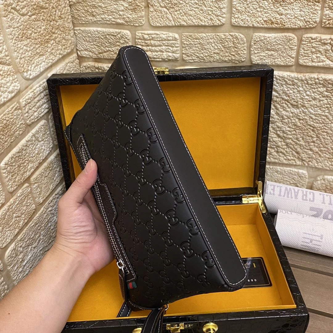Mens Gucci Clutch Bags TimelessDesign 93028