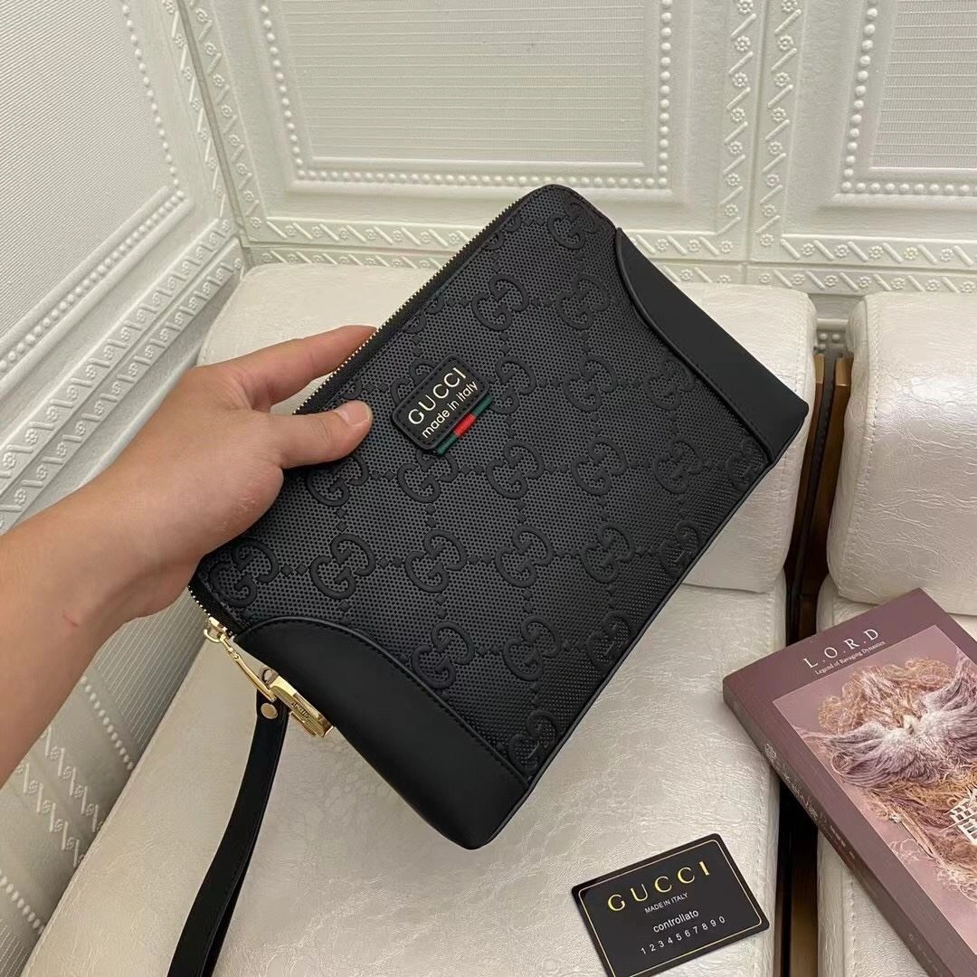 Effortless Mens Gucci Clutch Bags 93061
